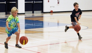 The Reedsburg Beaver Boys Basketball Summer Camp continued last week at RAHS for many grade levels with Head Coach Ty Horkan and members of the Beaver program offering instruction and tips for the young players. (Photos by Troy Matz)